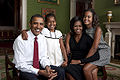 Official-white-house-family-portrait-barack-obama-annie-leibovitz.jpg