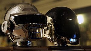 Daft-punk-silly-thing-kubrick-heads-500x281.jpg
