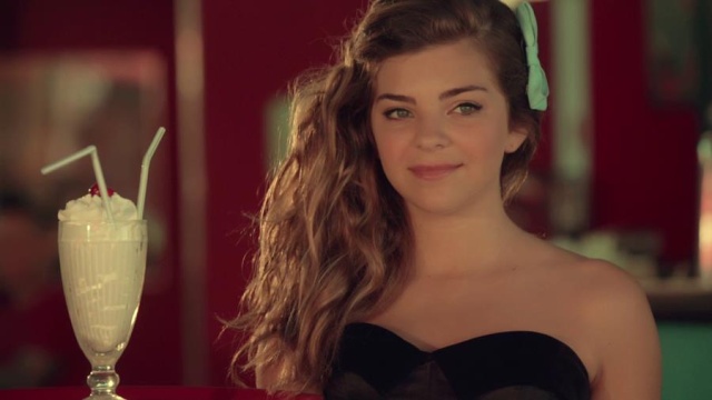 Fichier:Caroline Costa.jpg